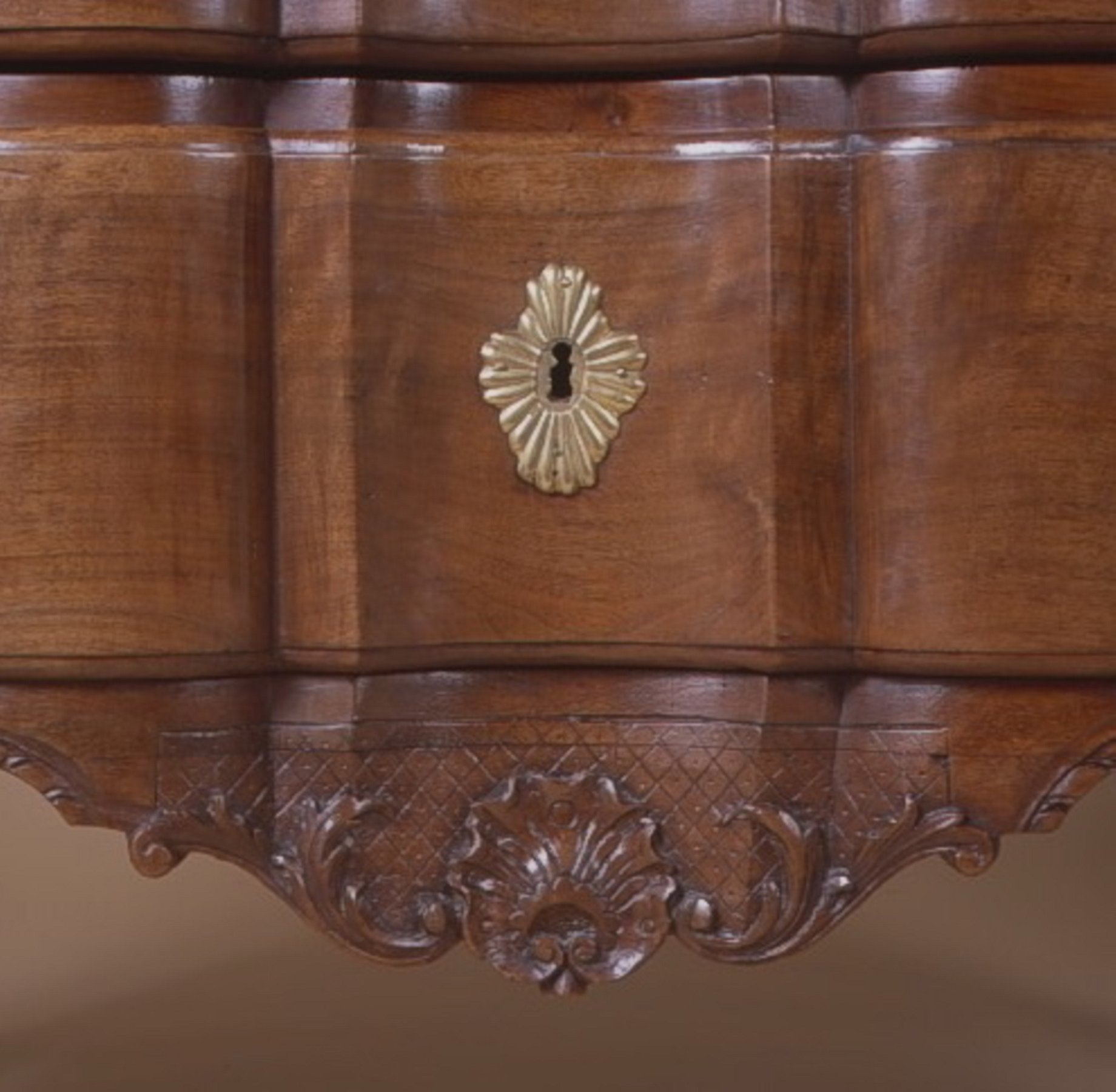 French Régence, Walnut, Two-Drawer Commode Attributed to Pierre Hache 