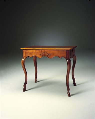 French Régence Period, Light Walnut Table  - Click to enlarge and for full details.