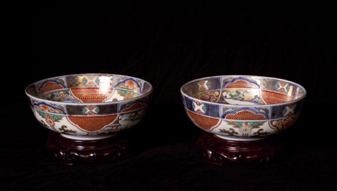 Pair of Japanese Imari Bowls - Click to enlarge and for full details.